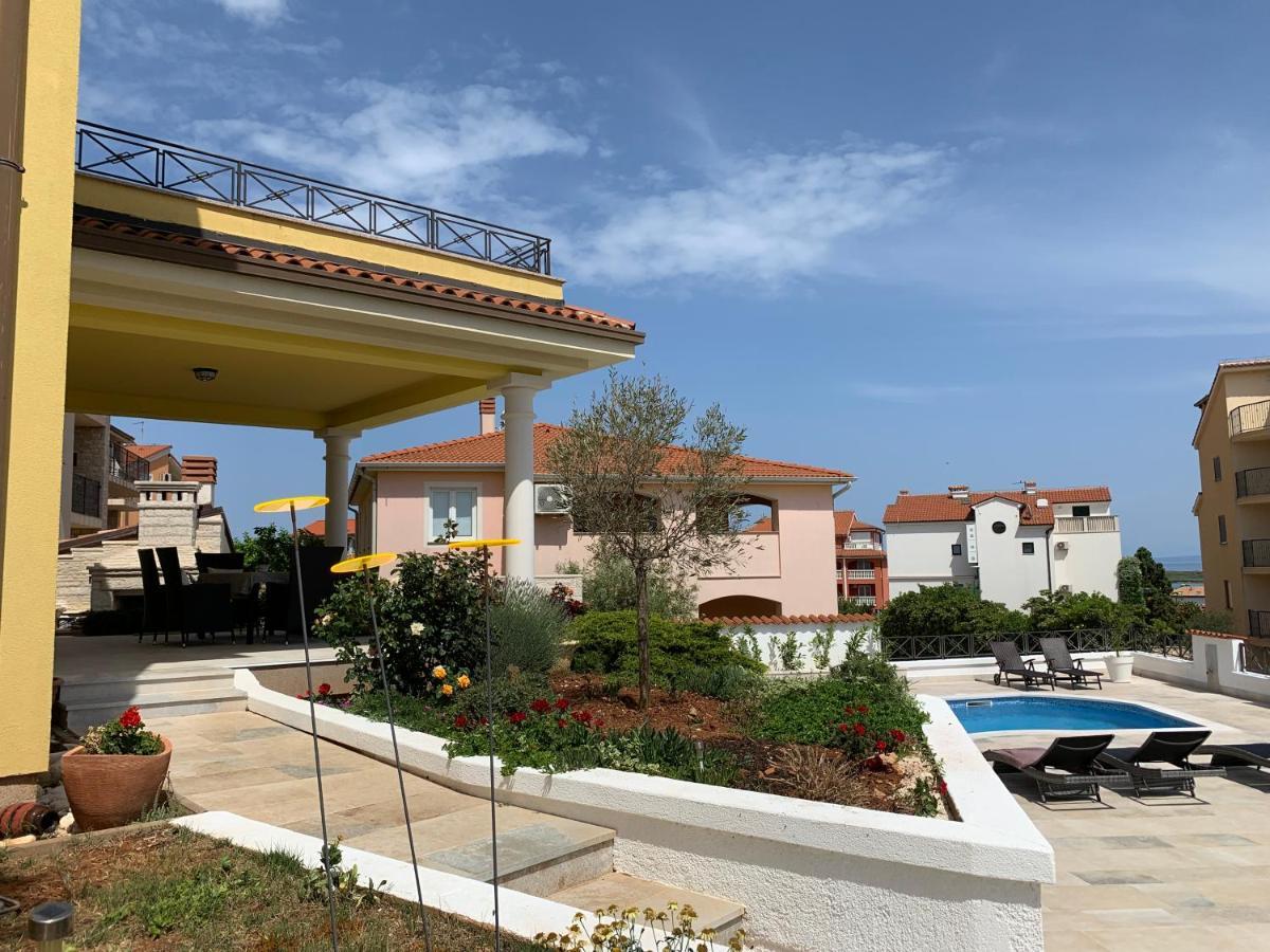 Ližnjan Villa Istriana מראה חיצוני תמונה